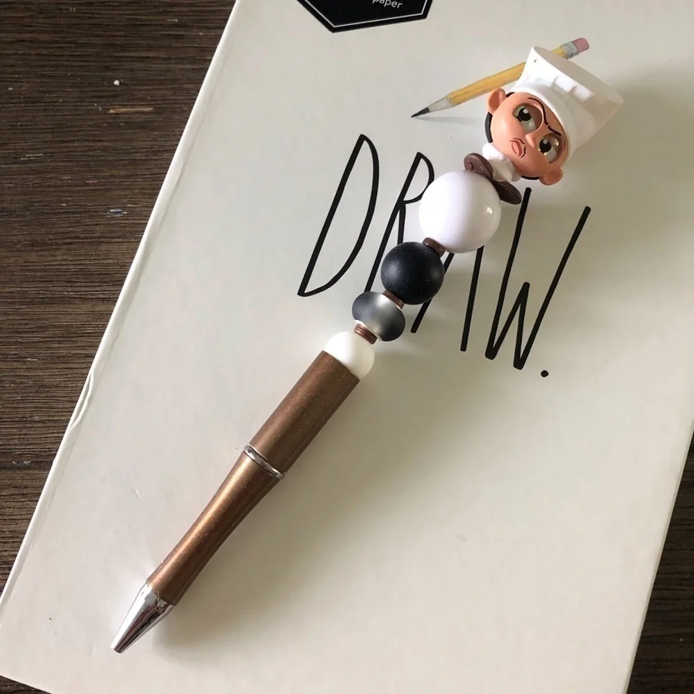 Disney Doorables: Ratatouille: Skinner handmade beaded pen